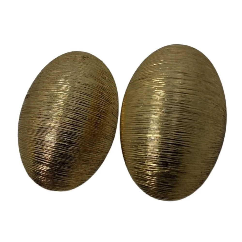 Premier Designs Vintage 1980s Gold-Tone Textured Oval Clip-On Earrings